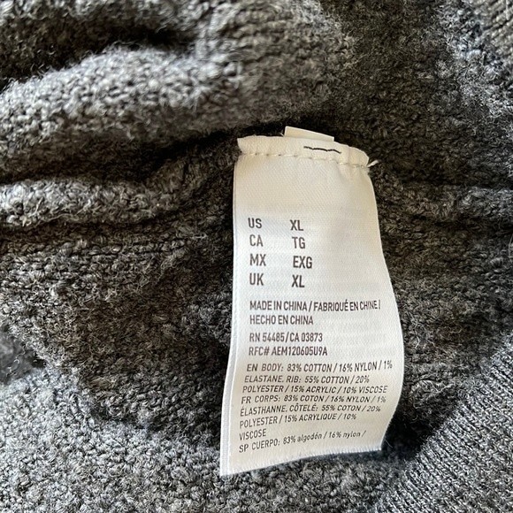 American Eagle Boucle Balloon Sleeve Sweater Size XL Gray - Picture 9 of 9